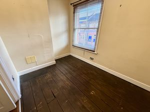 Photo 8- click for photo gallery